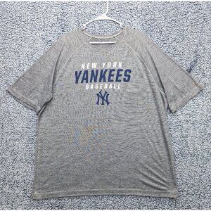 NY Yankees MLB Shirt Mens XXL Lightweight Breathable Poly Spellout Logo Gray